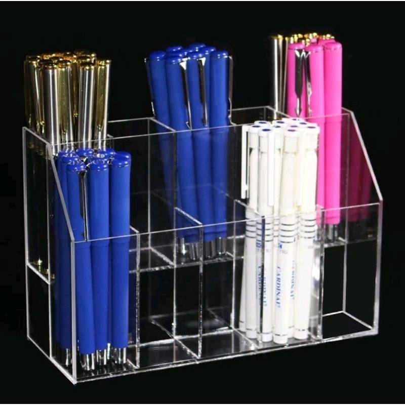 Display Produk Akrilik