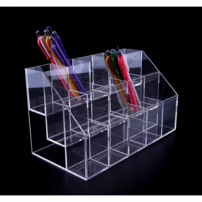 Display Produk Akrilik