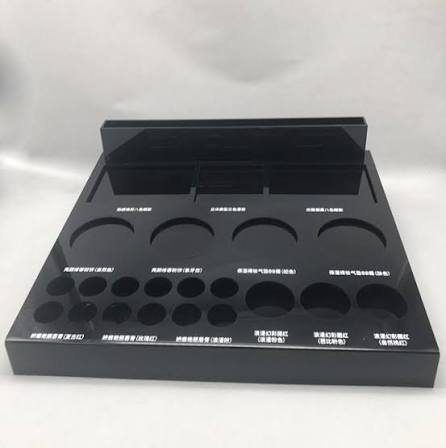 Display Produk Akrilik
