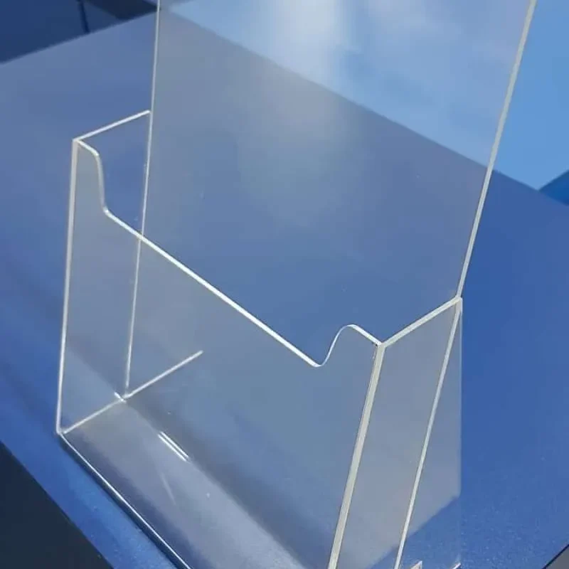 Display Produk Akrilik